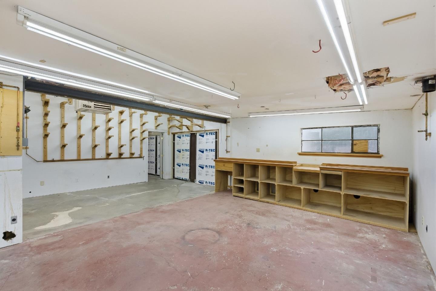 Detail Gallery Image 62 of 98 For 1486 Burrell Ct, San Jose,  CA 95126 - 4 Beds | 2 Baths