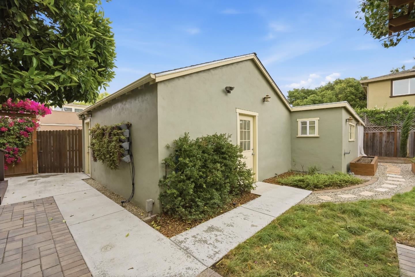 Detail Gallery Image 63 of 98 For 1486 Burrell Ct, San Jose,  CA 95126 - 4 Beds | 2 Baths