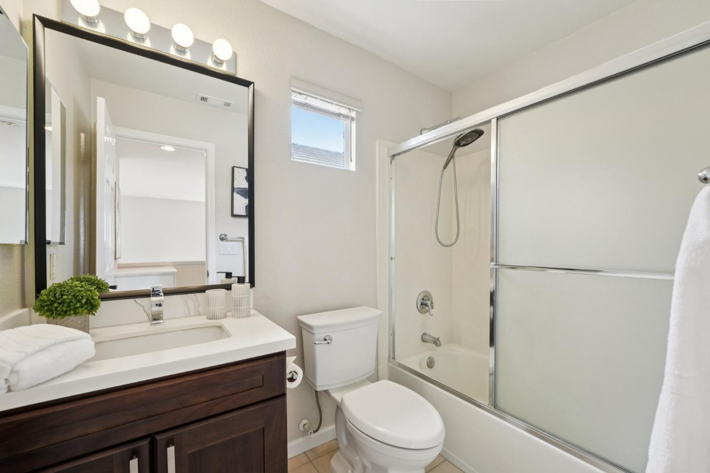 Detail Gallery Image 37 of 49 For 5340 Manderston Dr, San Jose,  CA 95138 - 3 Beds | 2/1 Baths