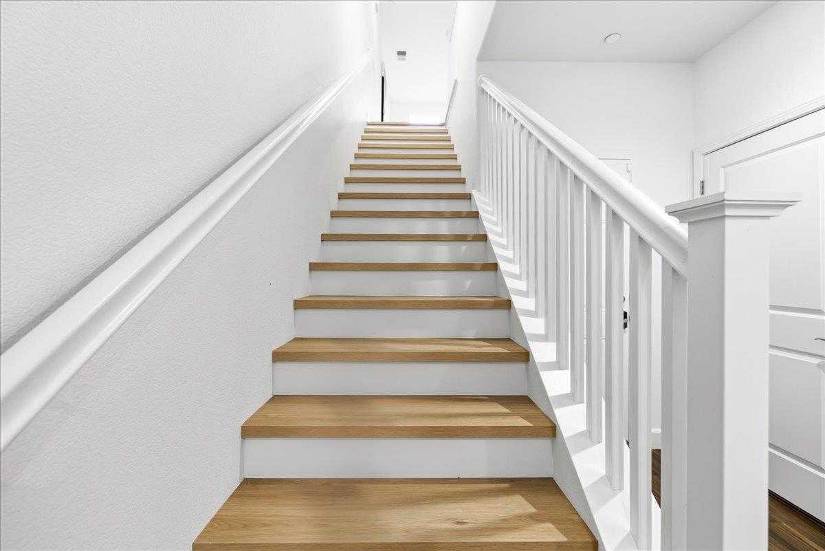 Detail Gallery Image 12 of 53 For 5708 Oceanspray Rd, Newark,  CA 94560 - 3 Beds | 3/1 Baths