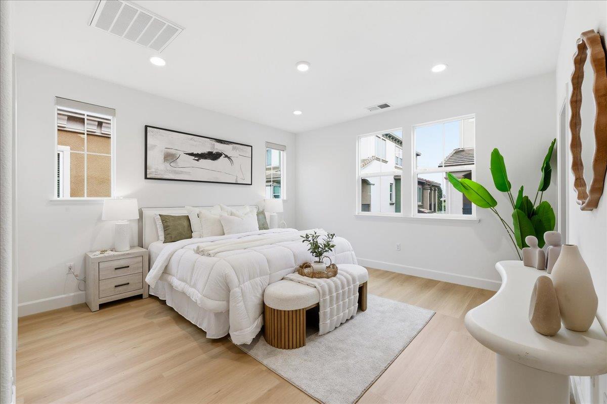 Detail Gallery Image 25 of 53 For 5708 Oceanspray Rd, Newark,  CA 94560 - 3 Beds | 3/1 Baths