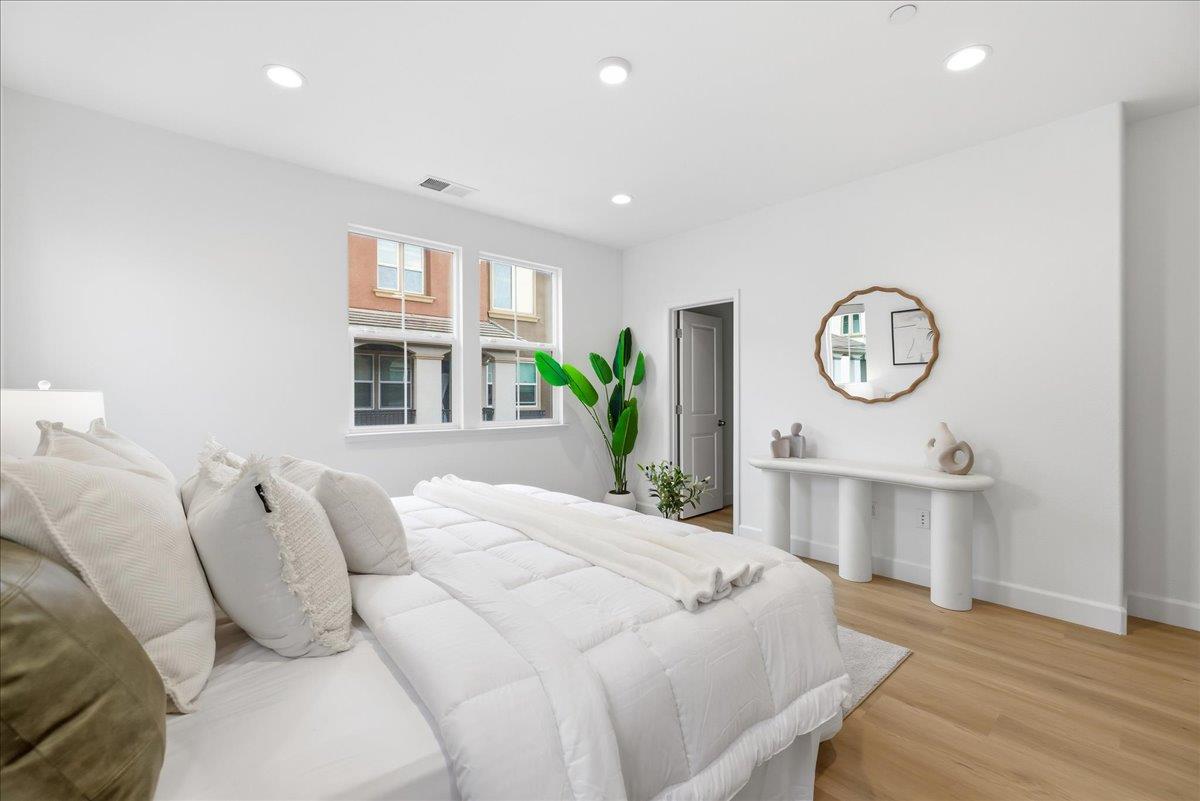 Detail Gallery Image 26 of 53 For 5708 Oceanspray Rd, Newark,  CA 94560 - 3 Beds | 3/1 Baths