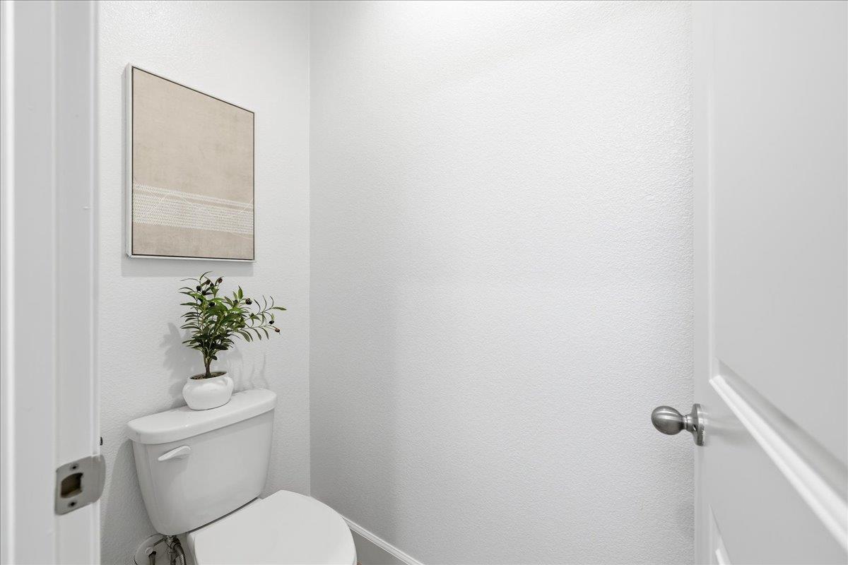 Detail Gallery Image 30 of 53 For 5708 Oceanspray Rd, Newark,  CA 94560 - 3 Beds | 3/1 Baths