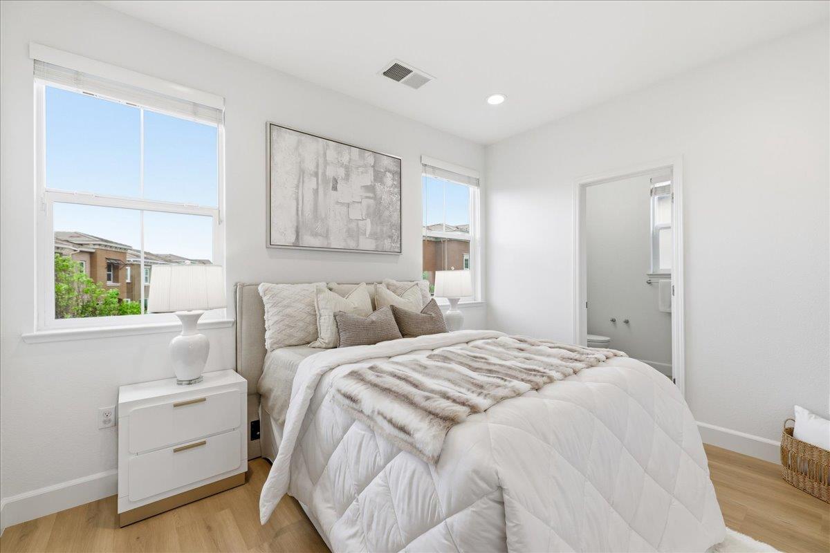 Detail Gallery Image 31 of 53 For 5708 Oceanspray Rd, Newark,  CA 94560 - 3 Beds | 3/1 Baths