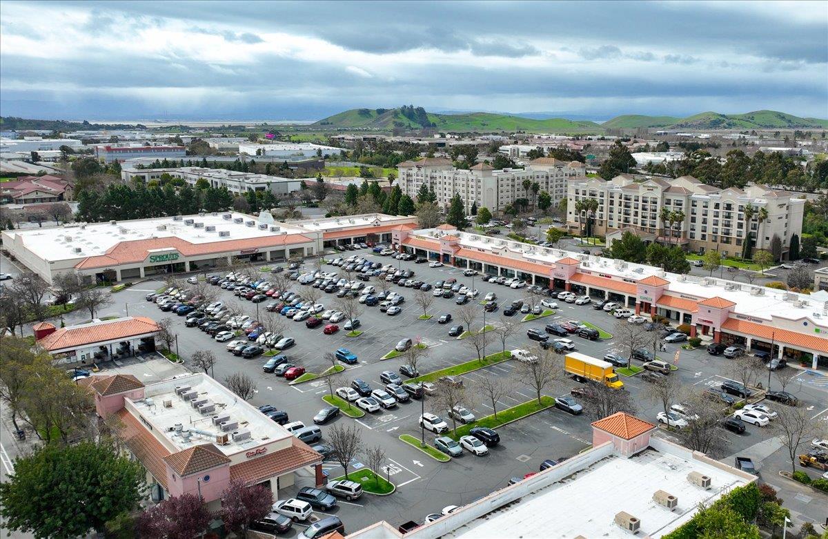 Detail Gallery Image 47 of 53 For 5708 Oceanspray Rd, Newark,  CA 94560 - 3 Beds | 3/1 Baths