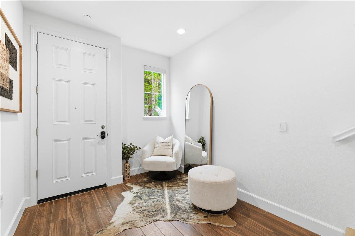 Detail Gallery Image 6 of 53 For 5708 Oceanspray Rd, Newark,  CA 94560 - 3 Beds | 3/1 Baths