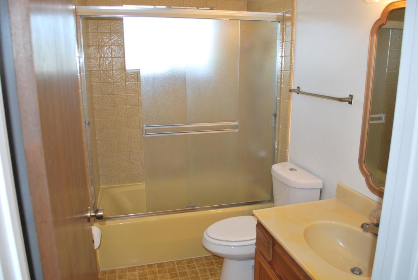 Detail Gallery Image 10 of 24 For 18761 Eisenhower St, Salinas,  CA 93906 - – Beds | – Baths