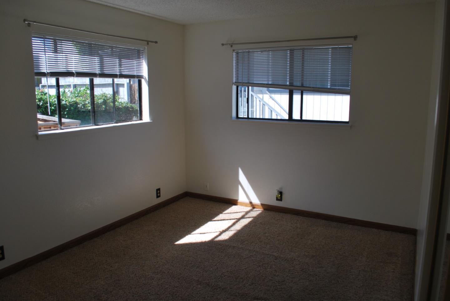 Detail Gallery Image 13 of 24 For 18761 Eisenhower St, Salinas,  CA 93906 - – Beds | – Baths