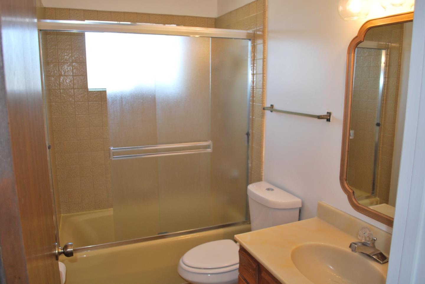 Detail Gallery Image 16 of 24 For 18761 Eisenhower St, Salinas,  CA 93906 - – Beds | – Baths