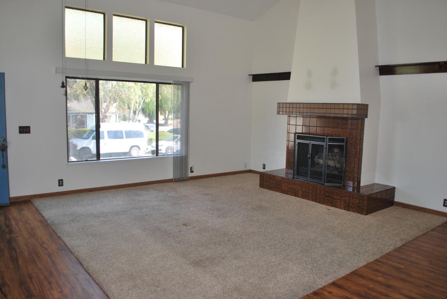 Detail Gallery Image 8 of 24 For 18761 Eisenhower St, Salinas,  CA 93906 - – Beds | – Baths