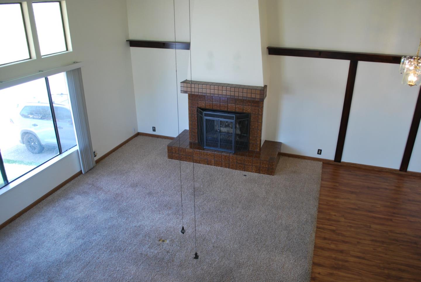 Detail Gallery Image 9 of 24 For 18761 Eisenhower St, Salinas,  CA 93906 - – Beds | – Baths