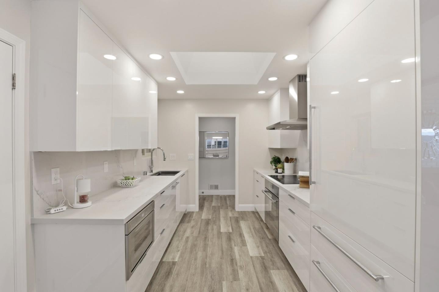 Detail Gallery Image 14 of 44 For 2524 Malaga Dr, San Jose,  CA 95125 - 3 Beds | 2 Baths