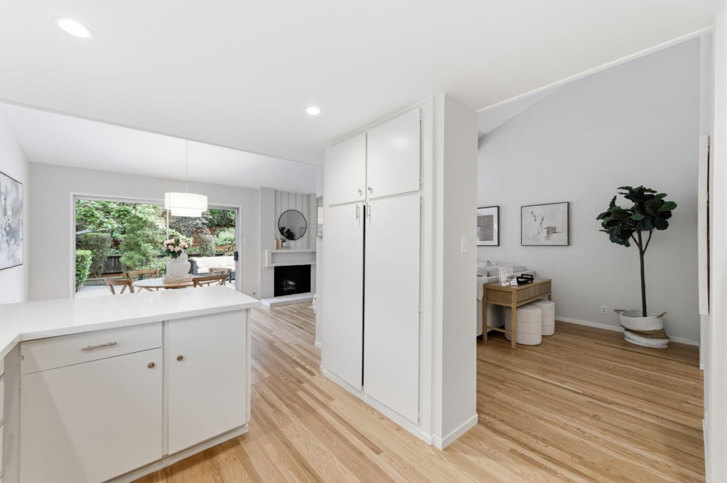 Detail Gallery Image 13 of 33 For 3408 Spyglass Dr, San Mateo,  CA 94403 - 4 Beds | 2 Baths