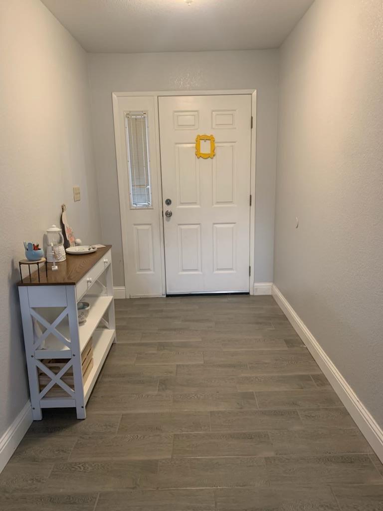 Detail Gallery Image 4 of 9 For 523 Gumwood Ct, Los Banos,  CA 93635 - 3 Beds | 2 Baths