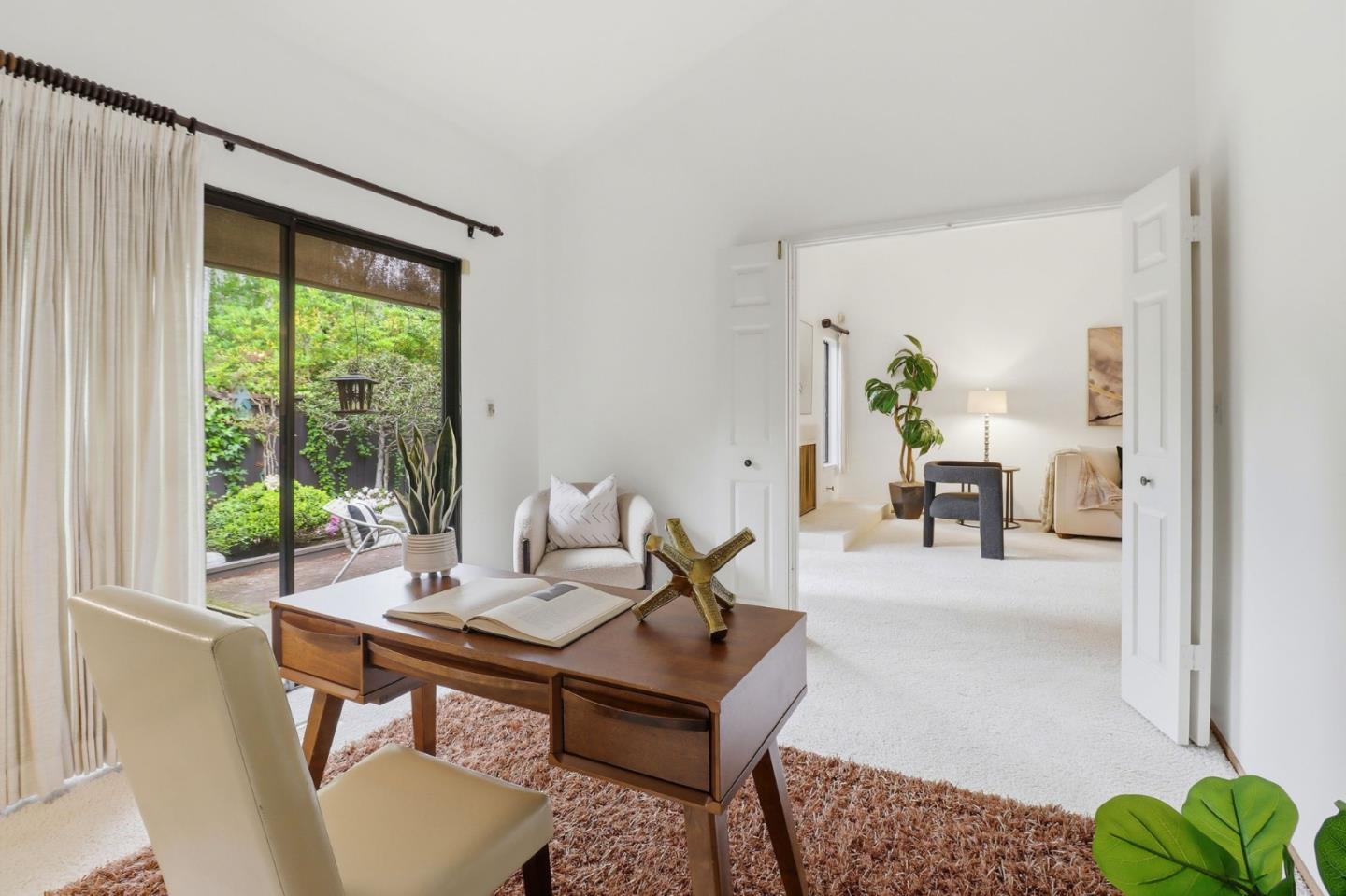 Detail Gallery Image 17 of 34 For 1224 Sharon Park Dr, Menlo Park,  CA 94025 - 2 Beds | 2/1 Baths