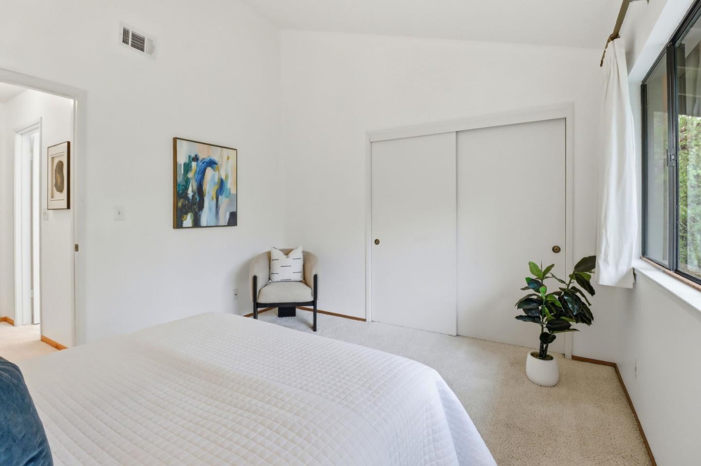 Detail Gallery Image 19 of 34 For 1224 Sharon Park Dr, Menlo Park,  CA 94025 - 2 Beds | 2/1 Baths