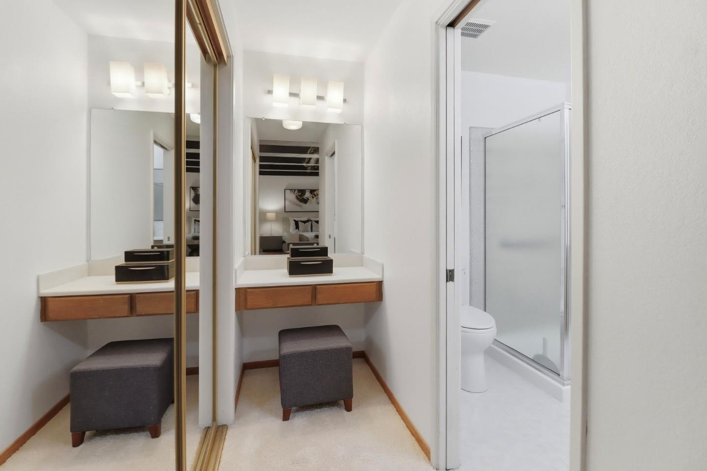 Detail Gallery Image 26 of 34 For 1224 Sharon Park Dr, Menlo Park,  CA 94025 - 2 Beds | 2/1 Baths