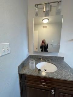 Detail Gallery Image 16 of 19 For 1411 Cabrillo, Burlingame,  CA 94010 - 3 Beds | 1 Baths