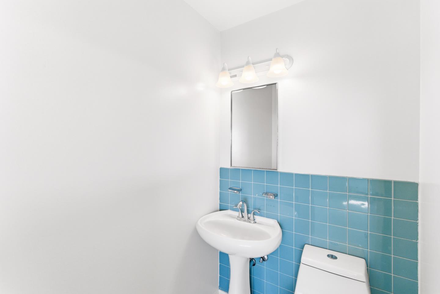 Detail Gallery Image 25 of 31 For 141 Marlin Ct, San Francisco,  CA 94124 - 3 Beds | 2 Baths