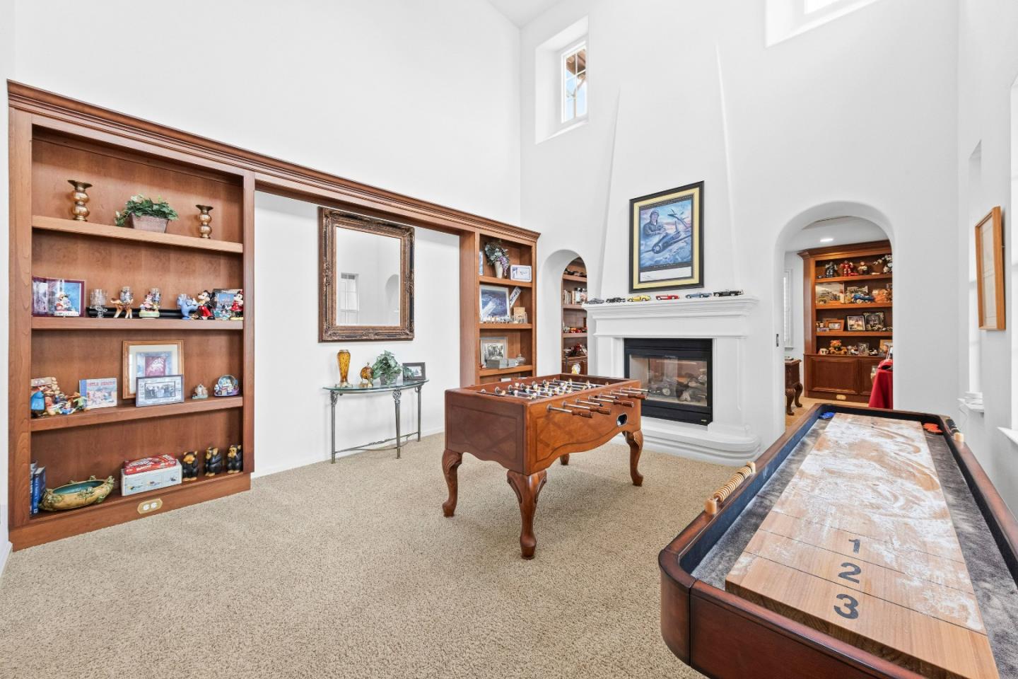 Detail Gallery Image 14 of 74 For 6560 Eagle Ridge Ct, Gilroy,  CA 95020 - 5 Beds | 3/1 Baths