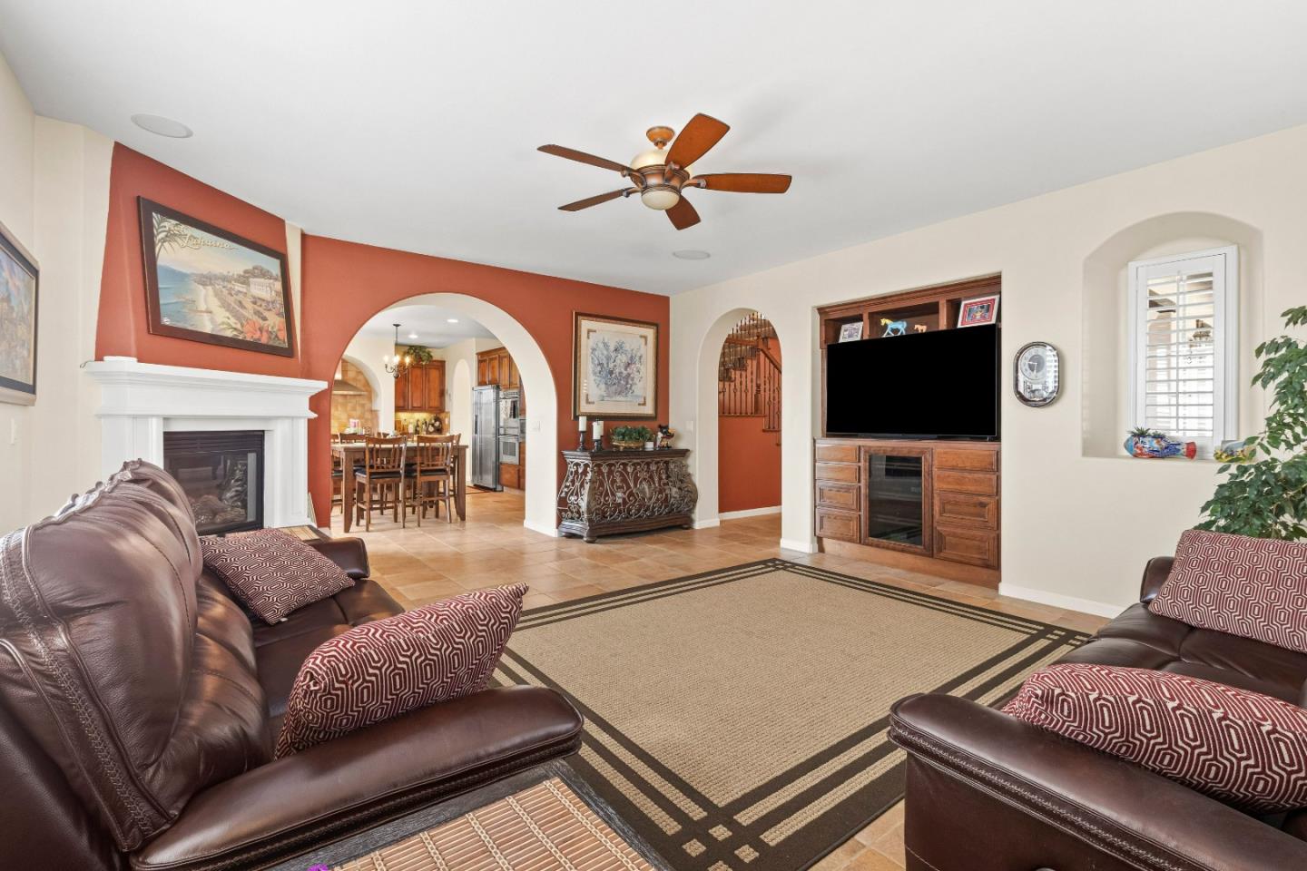 Detail Gallery Image 32 of 74 For 6560 Eagle Ridge Ct, Gilroy,  CA 95020 - 5 Beds | 3/1 Baths