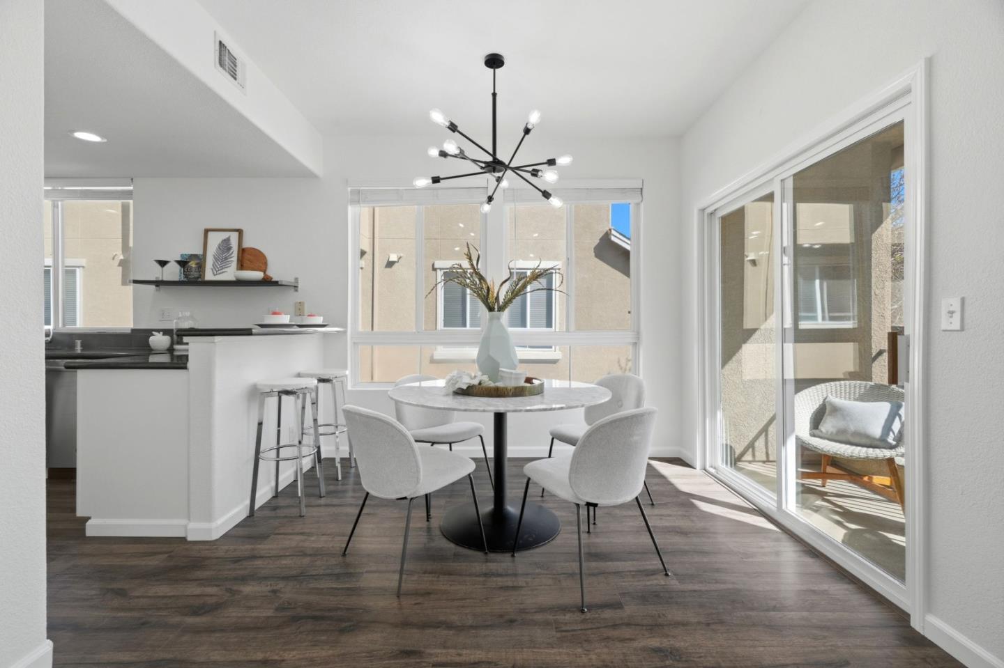 Detail Gallery Image 10 of 39 For 527 Marble Arch Ave, San Jose,  CA 95136 - 2 Beds | 2/1 Baths