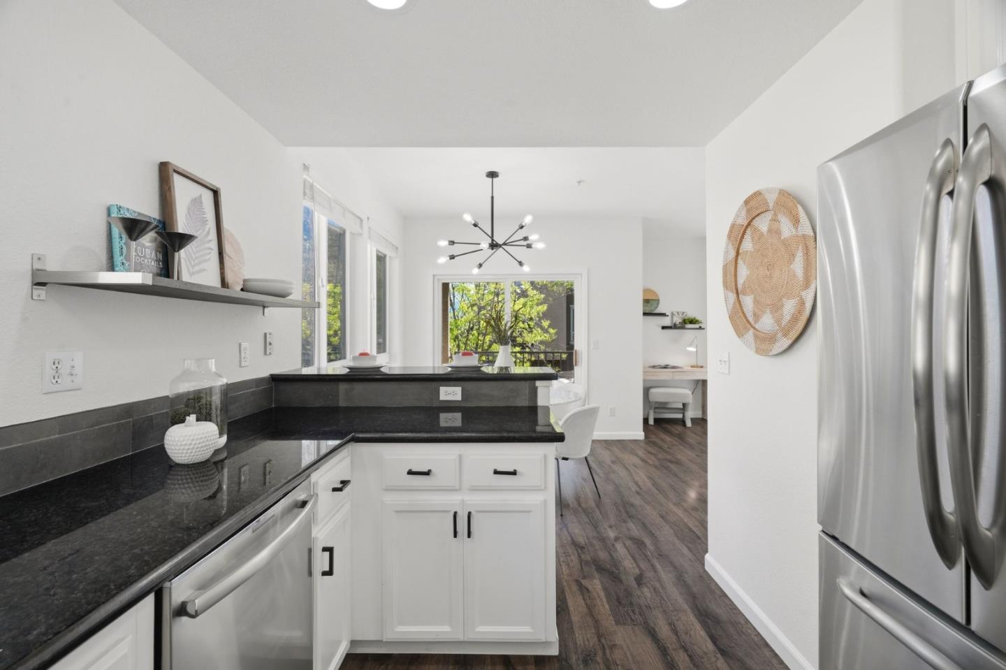 Detail Gallery Image 16 of 39 For 527 Marble Arch Ave, San Jose,  CA 95136 - 2 Beds | 2/1 Baths