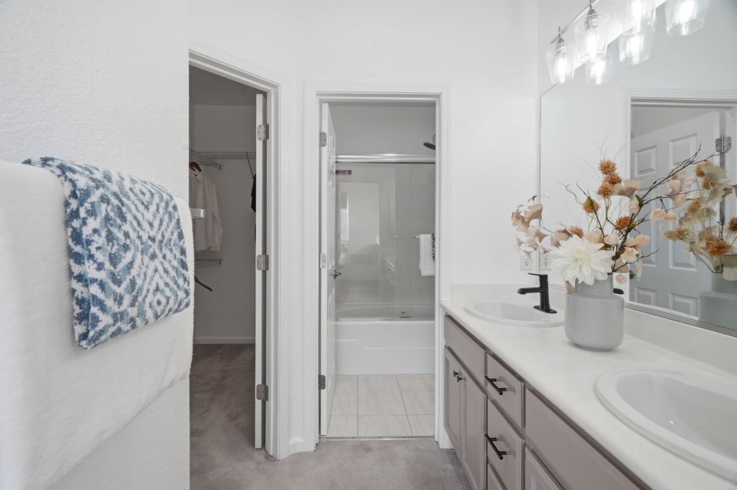 Detail Gallery Image 26 of 39 For 527 Marble Arch Ave, San Jose,  CA 95136 - 2 Beds | 2/1 Baths