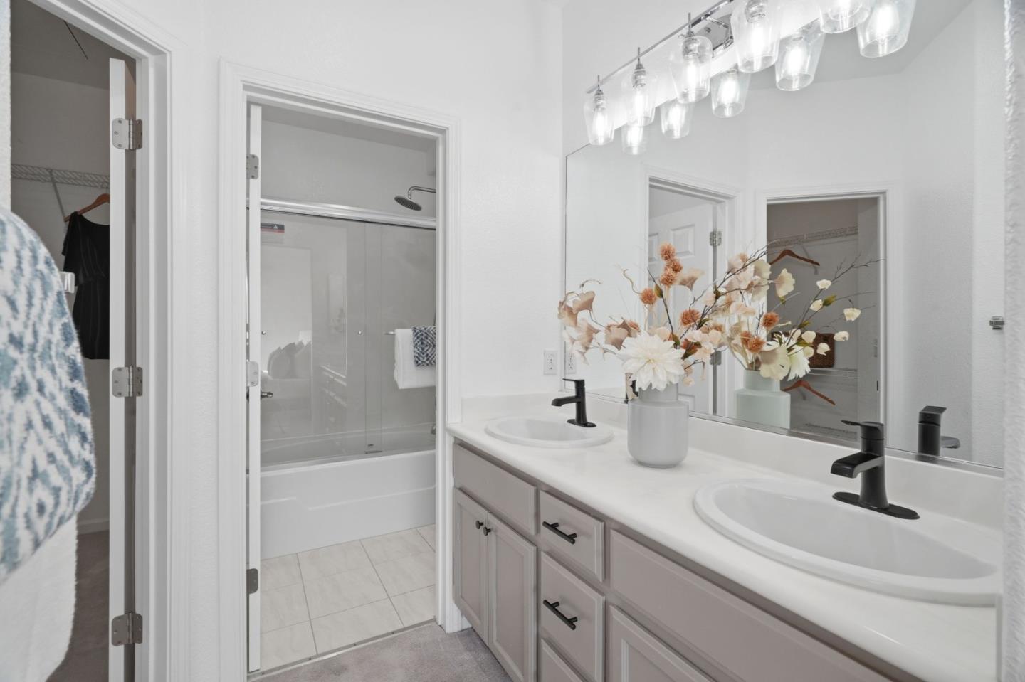 Detail Gallery Image 27 of 39 For 527 Marble Arch Ave, San Jose,  CA 95136 - 2 Beds | 2/1 Baths