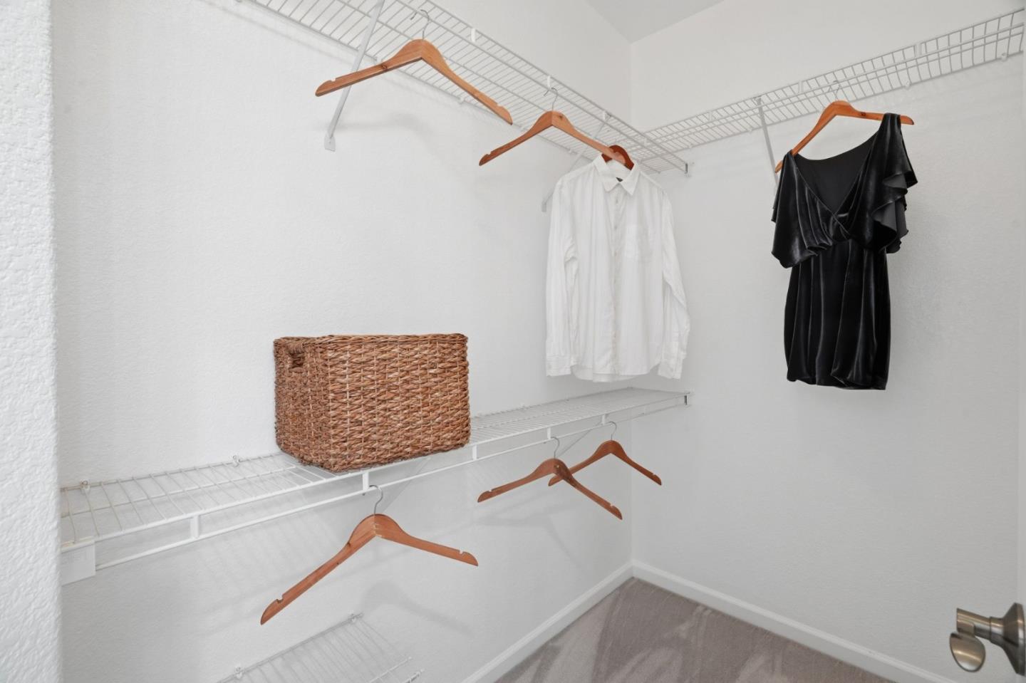 Detail Gallery Image 29 of 39 For 527 Marble Arch Ave, San Jose,  CA 95136 - 2 Beds | 2/1 Baths