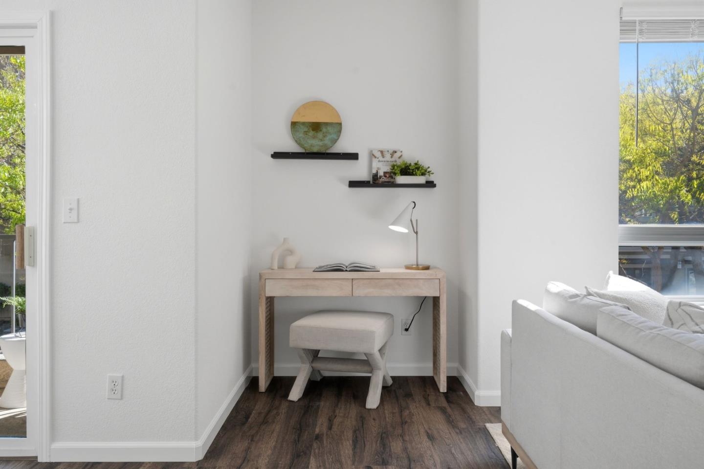 Detail Gallery Image 9 of 39 For 527 Marble Arch Ave, San Jose,  CA 95136 - 2 Beds | 2/1 Baths