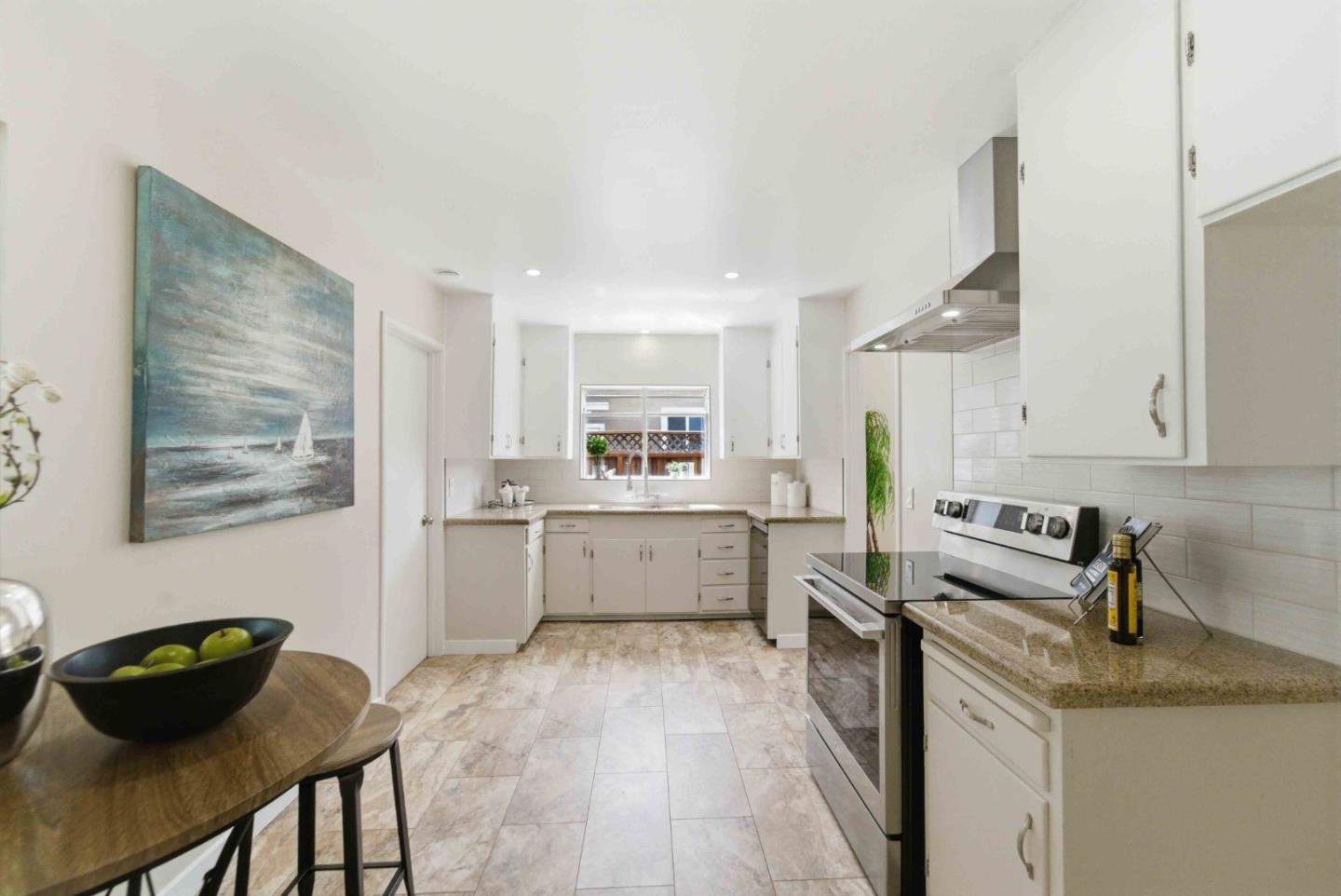 Detail Gallery Image 14 of 27 For 381 Manchester Ave, Campbell,  CA 95008 - 3 Beds | 2 Baths