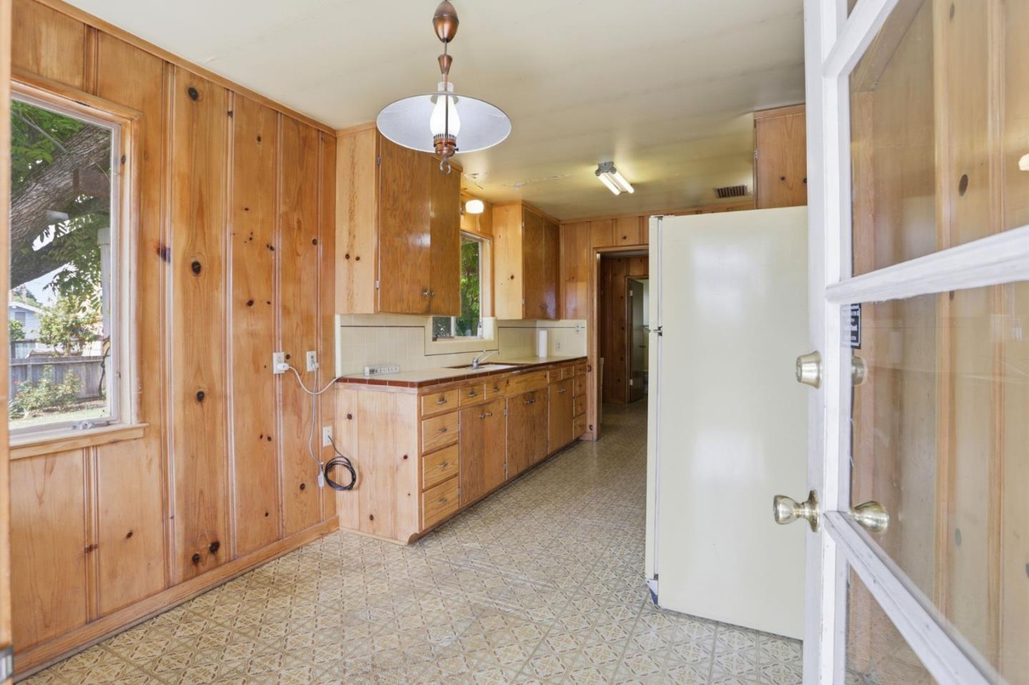 Detail Gallery Image 10 of 64 For 323 Gridley St, San Jose,  CA 95127 - – Beds | – Baths