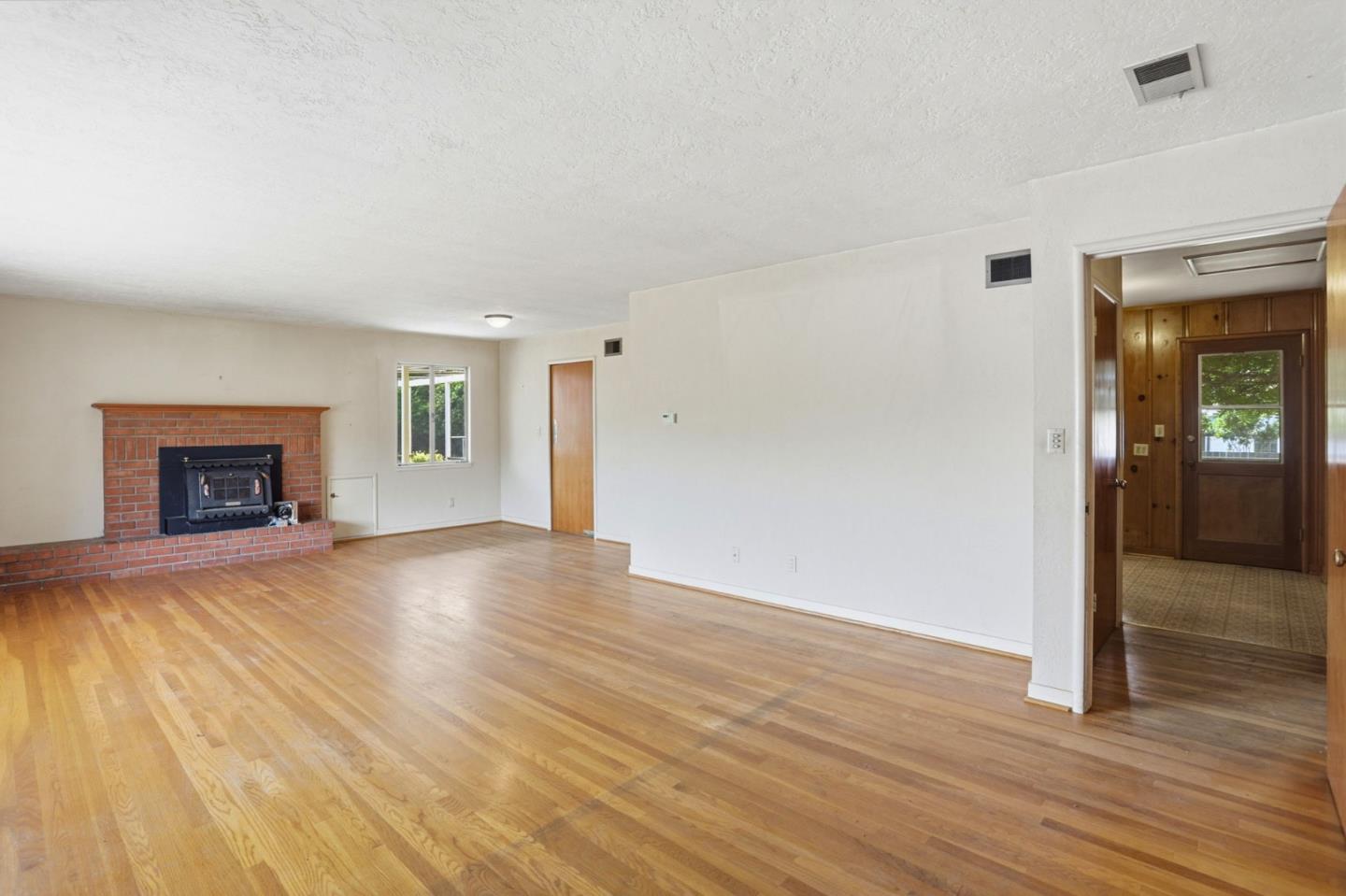 Detail Gallery Image 8 of 64 For 323 Gridley St, San Jose,  CA 95127 - – Beds | – Baths