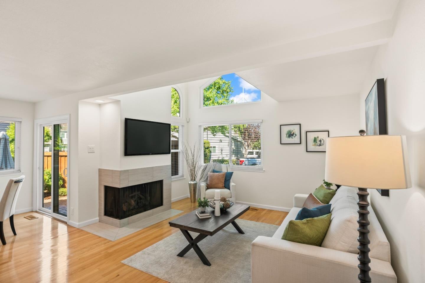 Photo #3: ML82041346 Listing: Photo #3