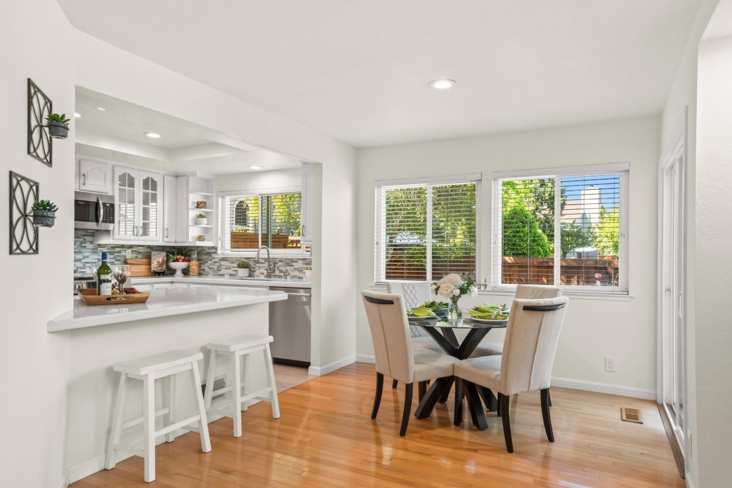 Photo #6: ML82041346 Listing: Photo #6