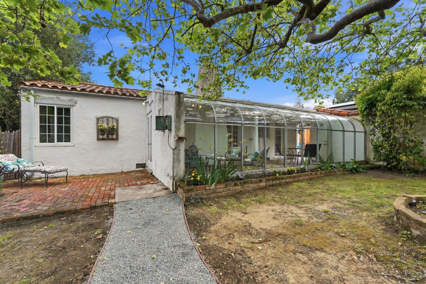 Detail Gallery Image 31 of 47 For 14175 Douglass Ln, Saratoga,  CA 95070 - 2 Beds | 1 Baths