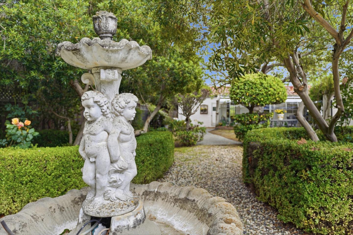 Detail Gallery Image 40 of 47 For 14175 Douglass Ln, Saratoga,  CA 95070 - 2 Beds | 1 Baths