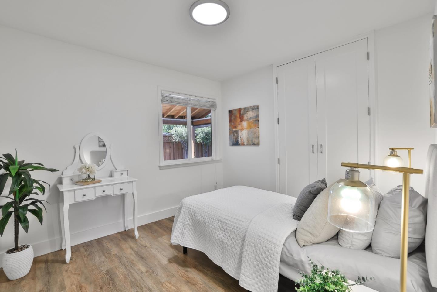 Detail Gallery Image 15 of 32 For 5953 Shawcroft Dr, San Jose,  CA 95123 - 4 Beds | 2 Baths