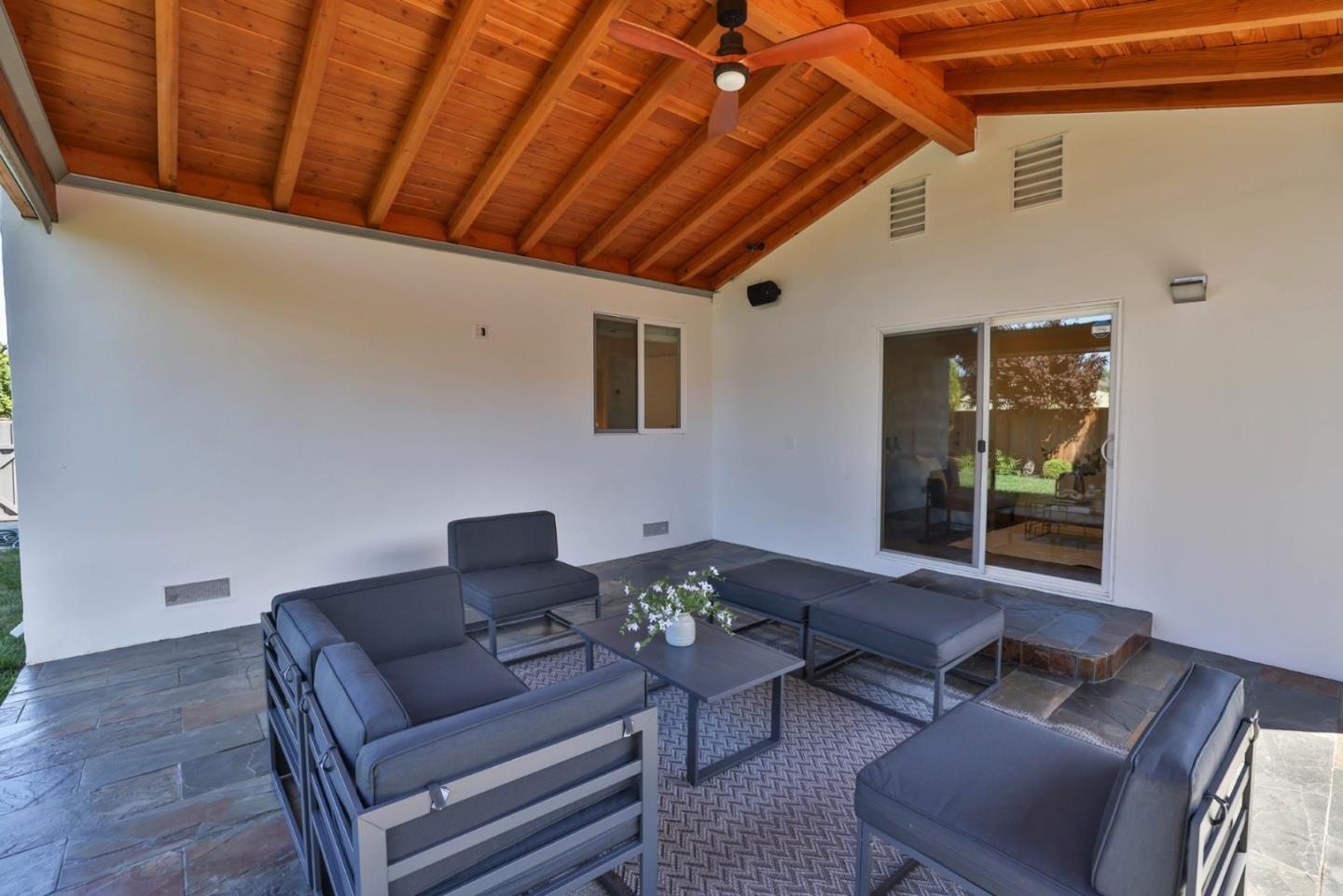 Detail Gallery Image 22 of 32 For 5953 Shawcroft Dr, San Jose,  CA 95123 - 4 Beds | 2 Baths