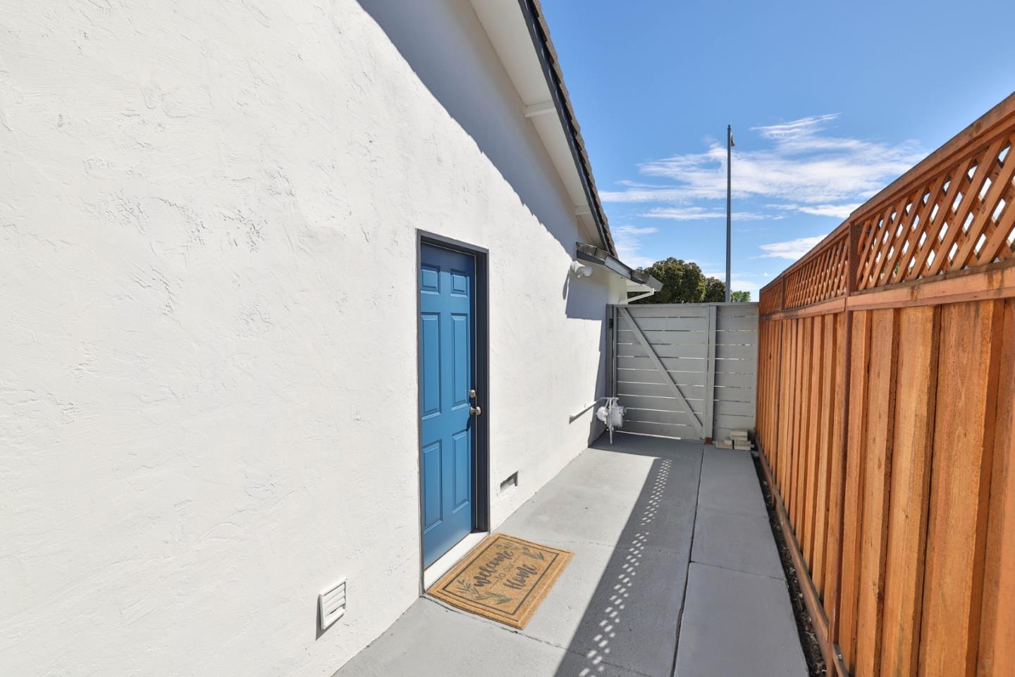 Detail Gallery Image 29 of 32 For 5953 Shawcroft Dr, San Jose,  CA 95123 - 4 Beds | 2 Baths