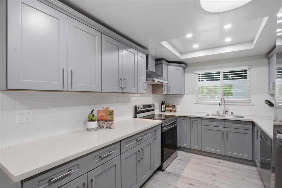 Detail Gallery Image 15 of 49 For 5836 Santa Teresa Blvd, San Jose,  CA 95123 - 7 Beds | 4 Baths