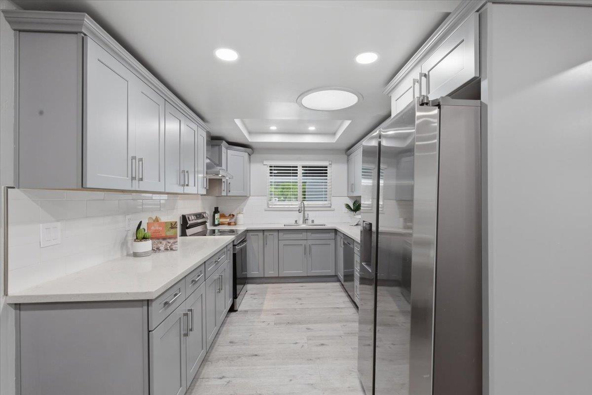 Detail Gallery Image 16 of 49 For 5836 Santa Teresa Blvd, San Jose,  CA 95123 - 7 Beds | 4 Baths