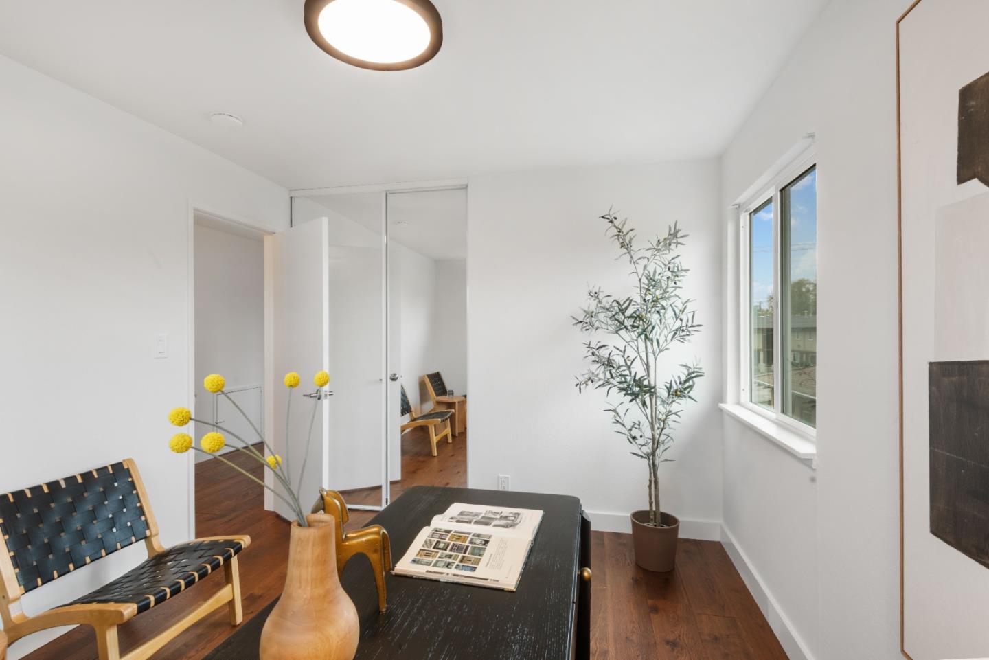 Detail Gallery Image 26 of 36 For 4020 West St, Emeryville,  CA 94608 - 5 Beds | 2/1 Baths