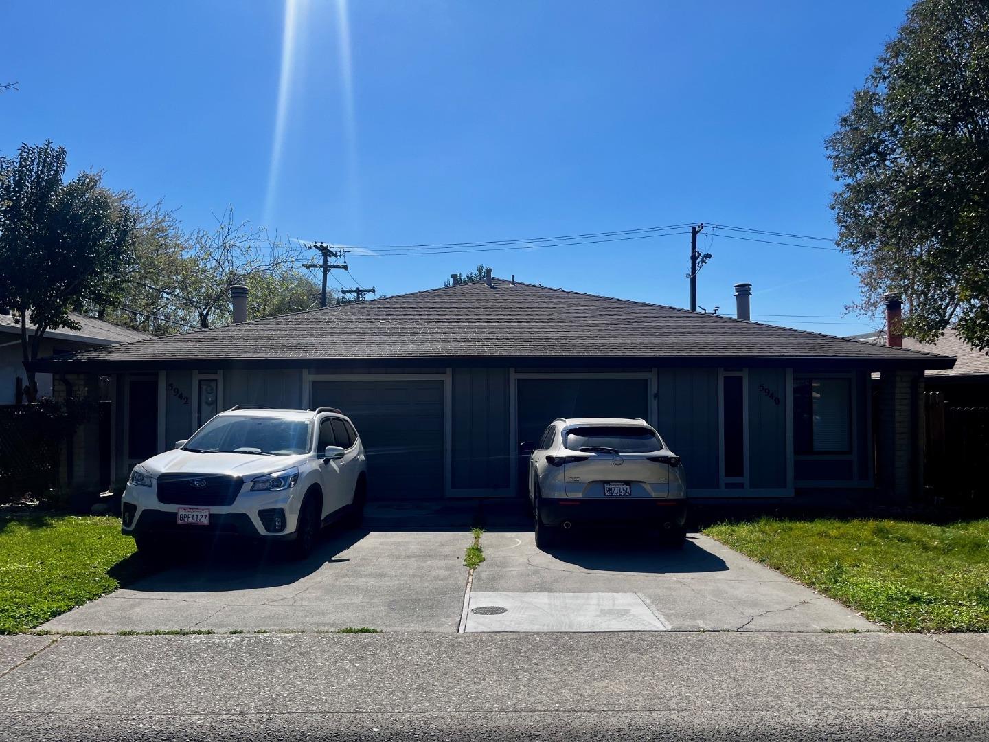 Front Image Thumbnail for ML82041354