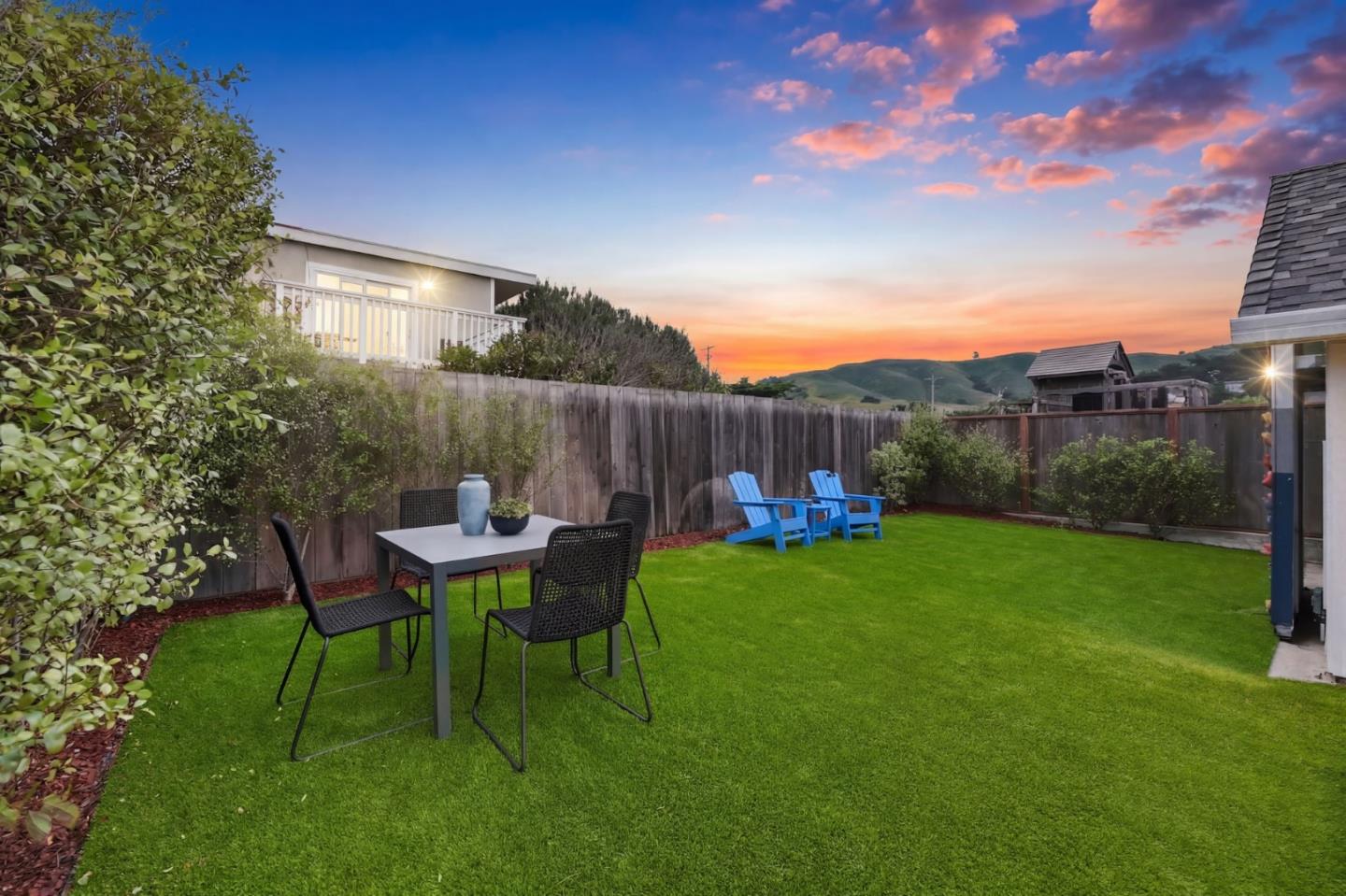 Detail Gallery Image 23 of 28 For 71 Salada Ave, Pacifica,  CA 94044 - 3 Beds | 1/1 Baths