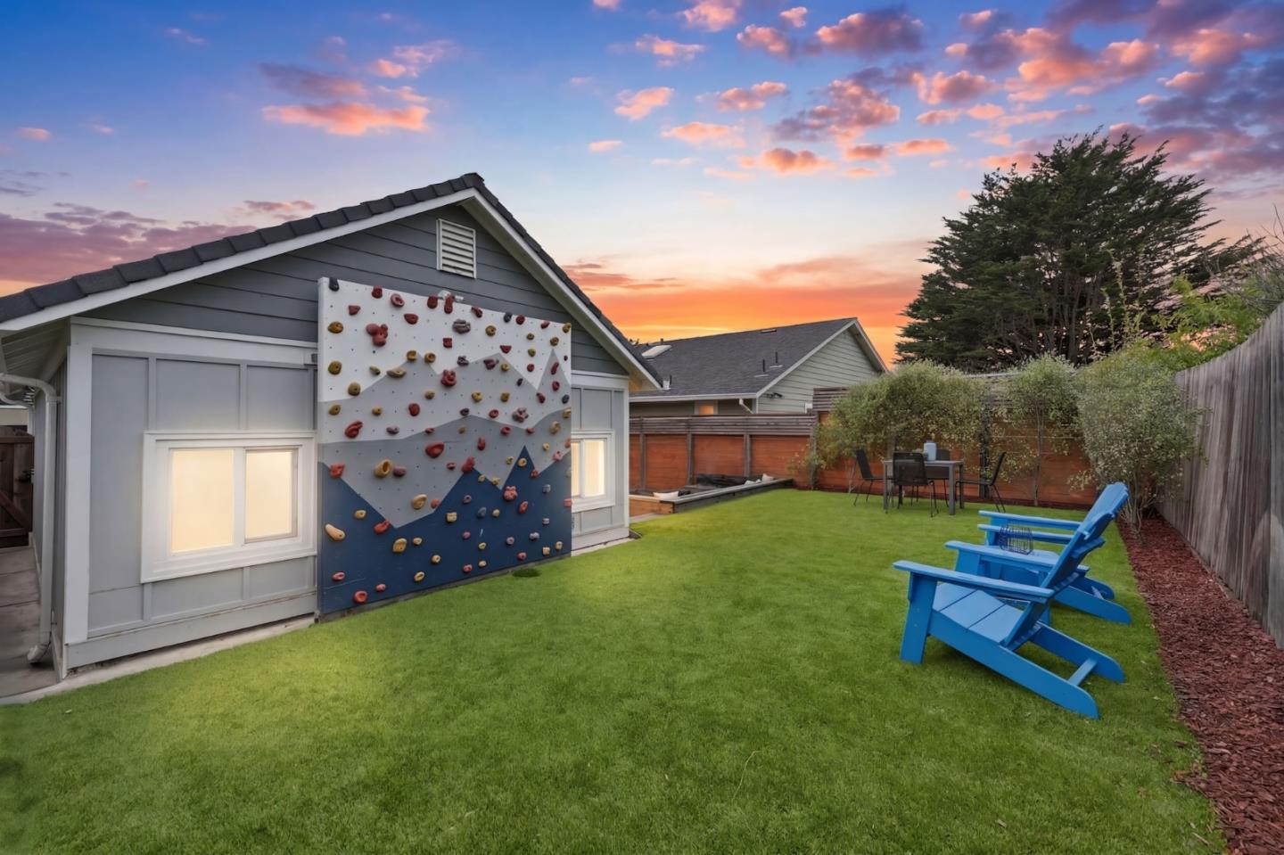 Detail Gallery Image 26 of 28 For 71 Salada Ave, Pacifica,  CA 94044 - 3 Beds | 1/1 Baths