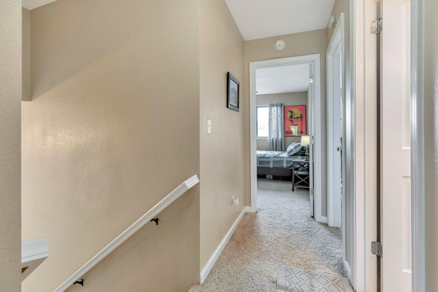 Detail Gallery Image 25 of 57 For 1951 Calistoga Dr, Hollister,  CA 95023 - 4 Beds | 2/1 Baths