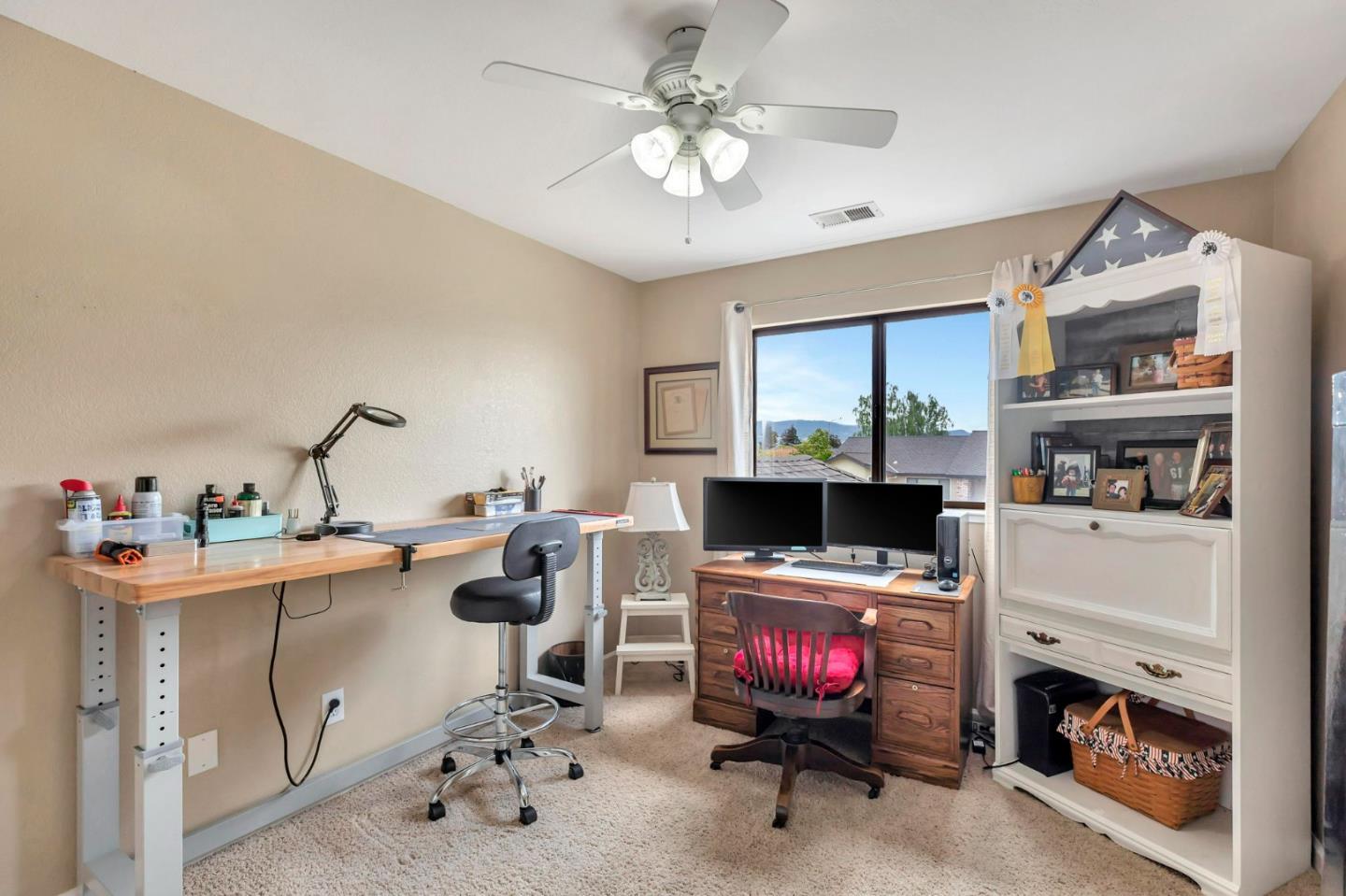 Detail Gallery Image 27 of 57 For 1951 Calistoga Dr, Hollister,  CA 95023 - 4 Beds | 2/1 Baths