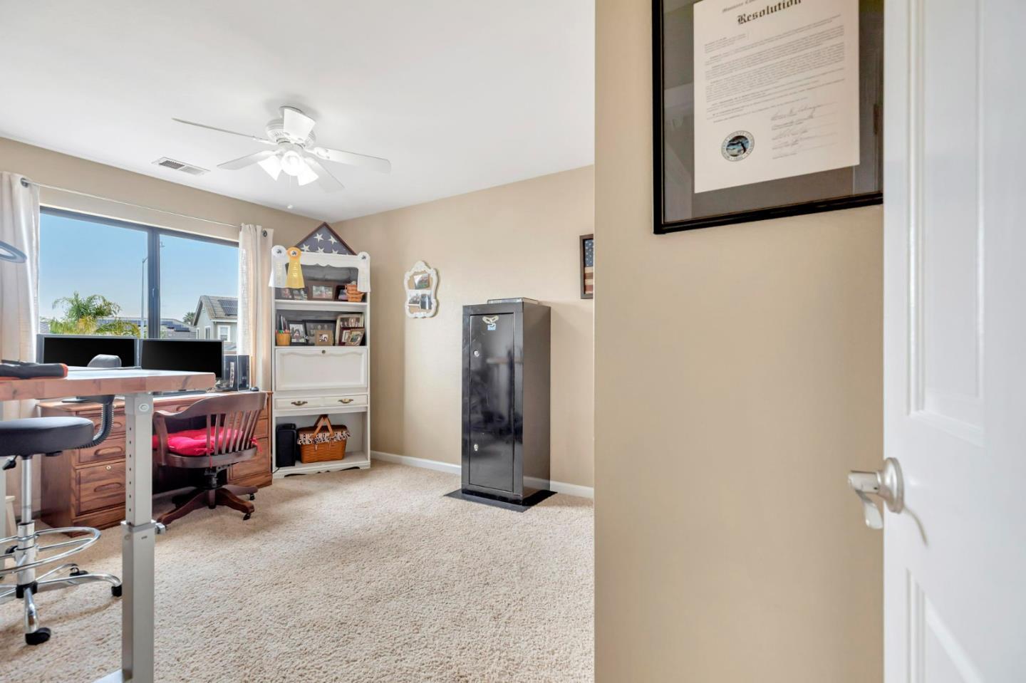 Detail Gallery Image 29 of 57 For 1951 Calistoga Dr, Hollister,  CA 95023 - 4 Beds | 2/1 Baths